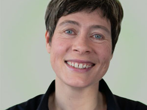 Dr. Ellen Paulus