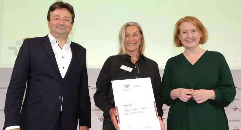 8. Work&Family Award