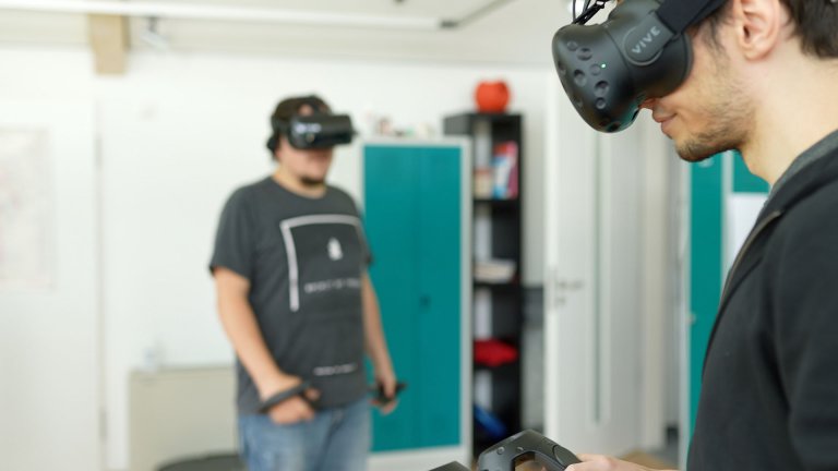 MUVR Multi-User Virtual Reality